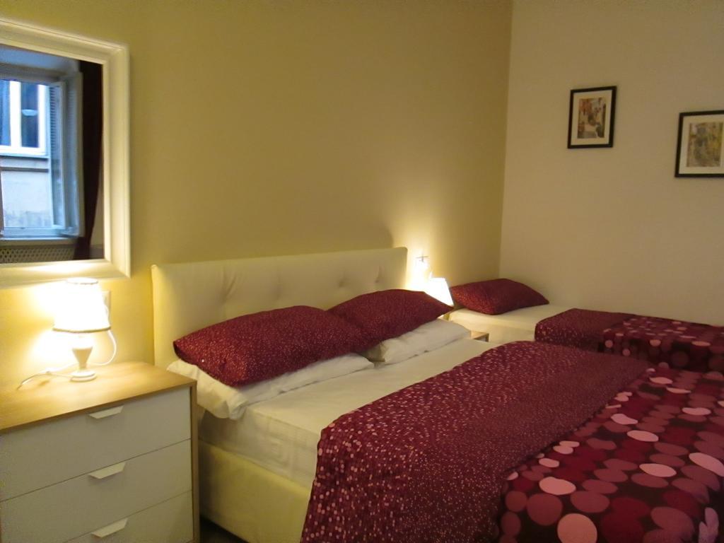 Trevi Elegance Suite Рим Номер фото